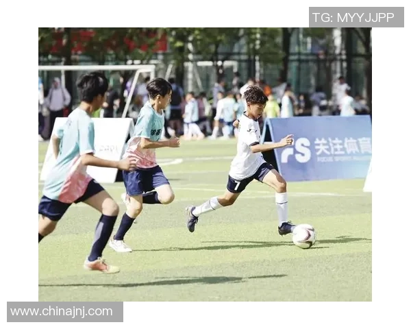 西安足球队荣登全国足球速度排行榜第三名引发热议